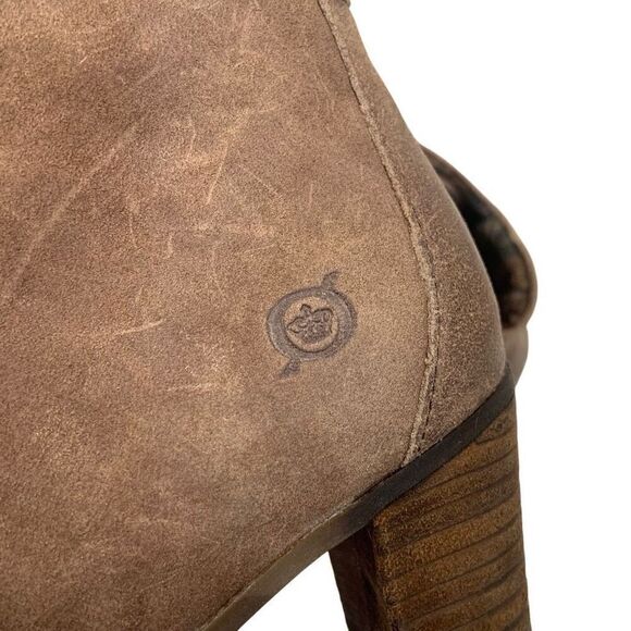 BORN Goslyn Lace up Booties - Picture 7 of 10